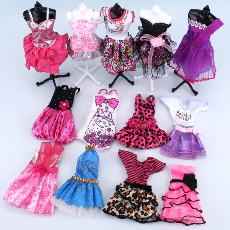 Original Barbie Holiday surprise gift pack doll set princess elegant dress up clothes accessories holiday birthday gift GFF61